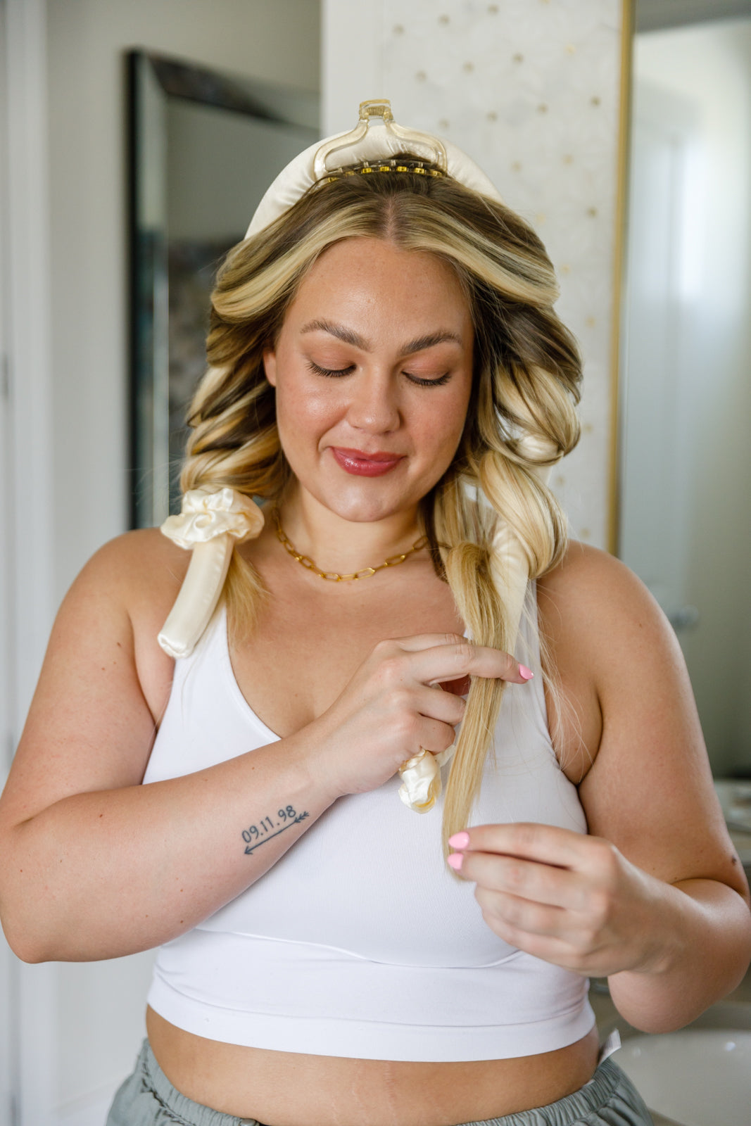 Got Your Back Heatless Curling Set in Champagne-Health & Beauty-Modish Lily, Tecumseh Michigan