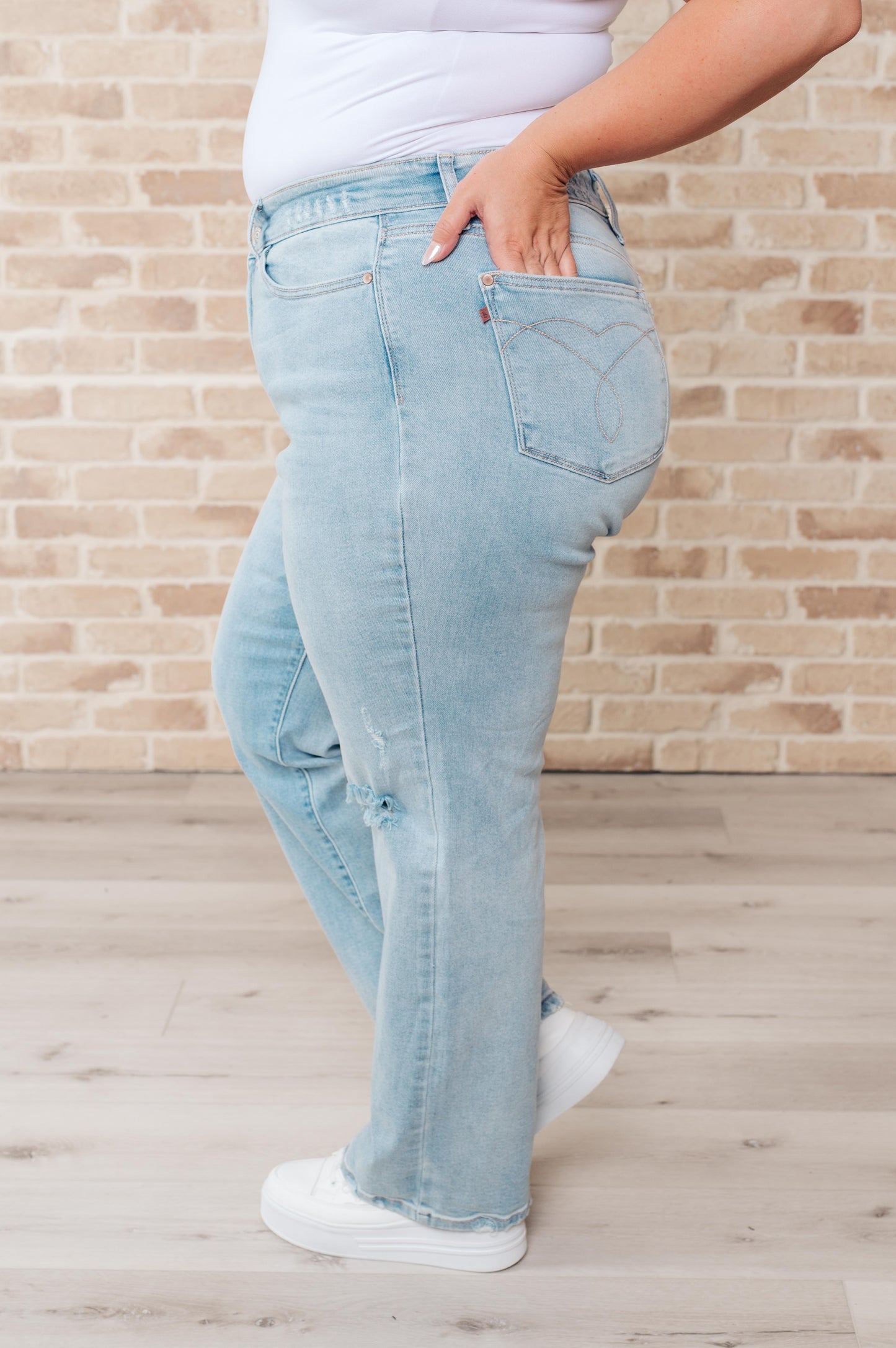Parker High Rise 90's Straight Jeans-Womens-Modish Lily, Tecumseh Michigan