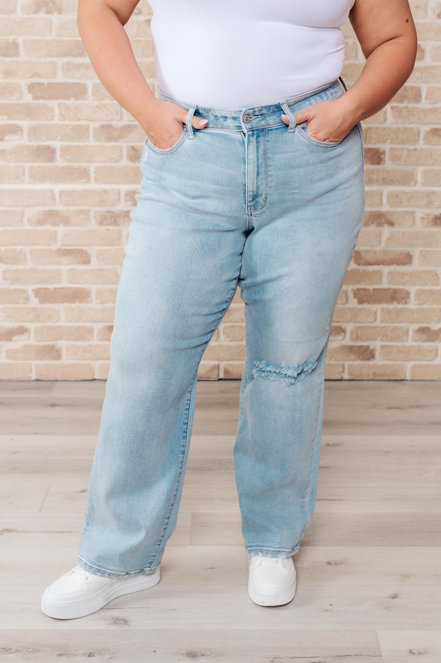 Parker High Rise 90's Straight Jeans-Womens-Modish Lily, Tecumseh Michigan