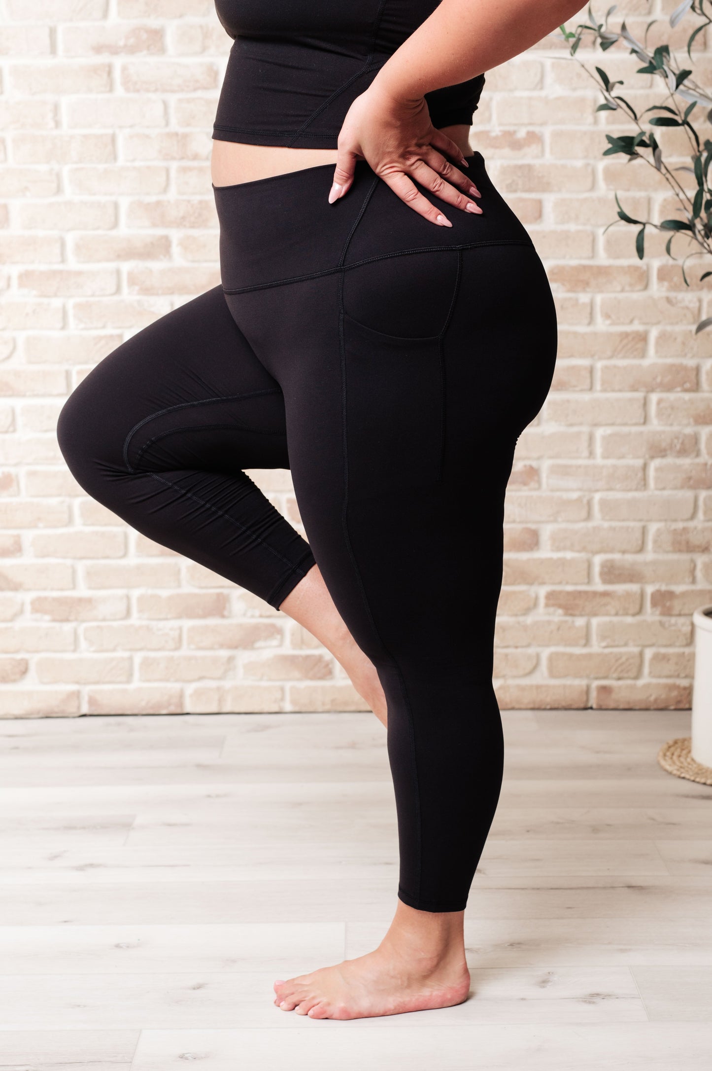 Somewhere to Start Leggings in Black-Athleisure-Modish Lily, Tecumseh Michigan