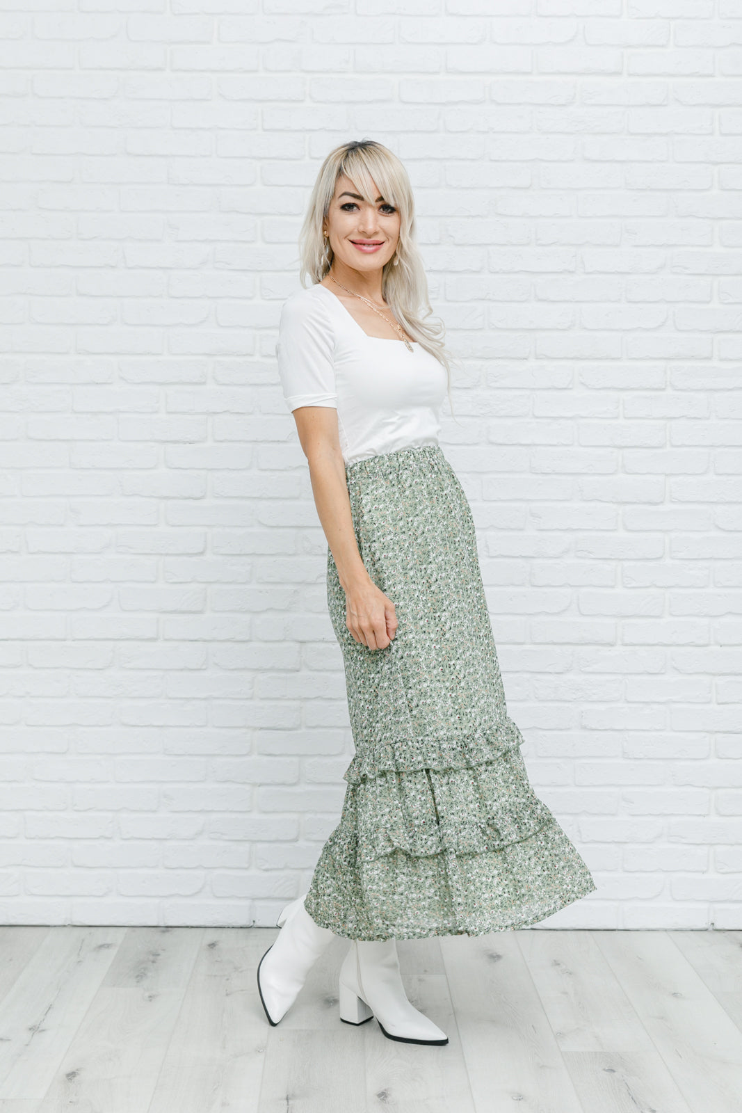 Floral Visons Skirt-Womens-Modish Lily, Tecumseh Michigan
