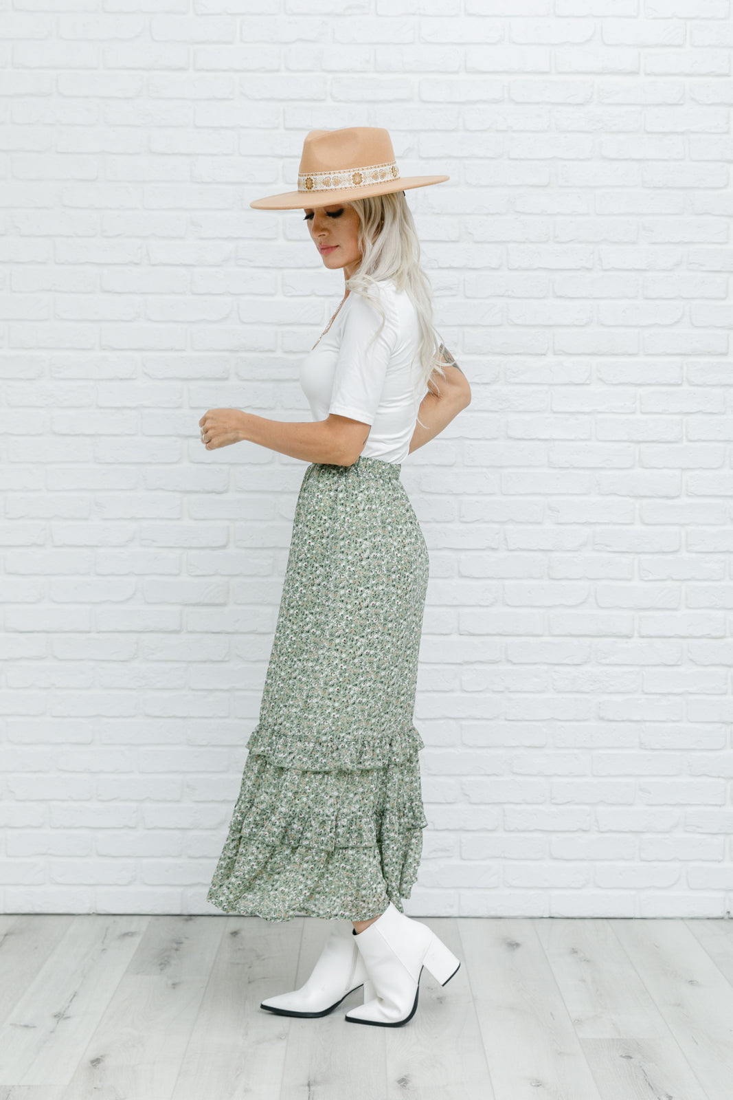 Floral Visons Skirt-Womens-Modish Lily, Tecumseh Michigan