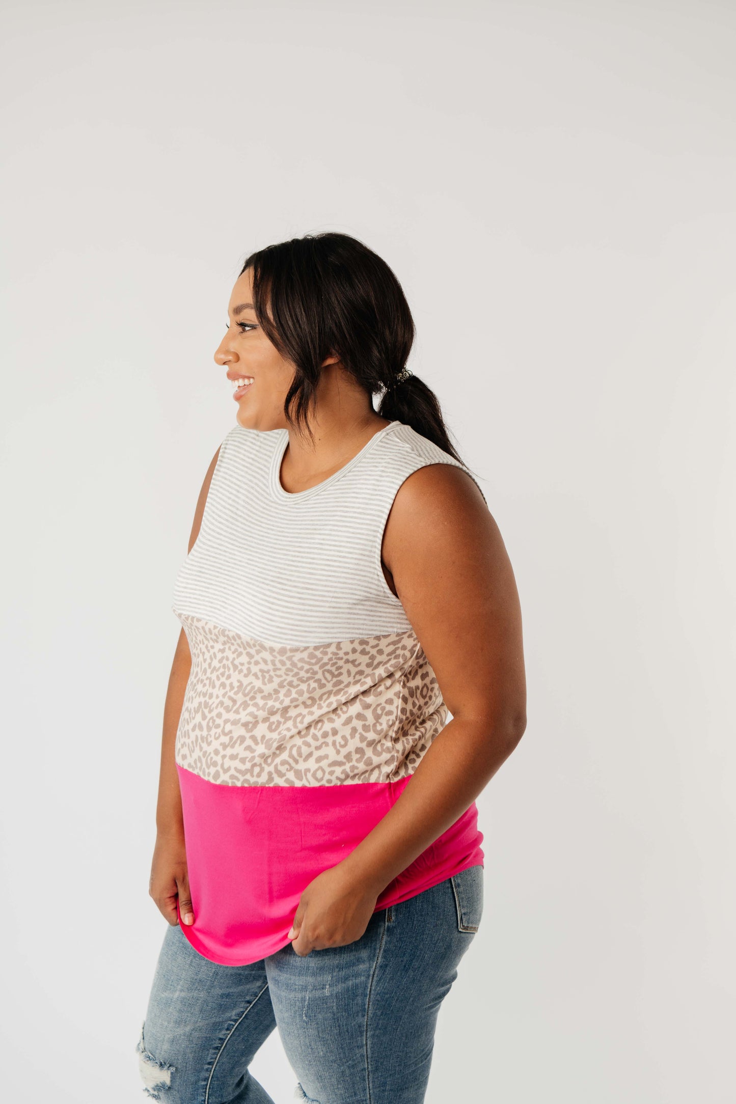 Hot Block Sleeveless Top-Womens-Modish Lily, Tecumseh Michigan