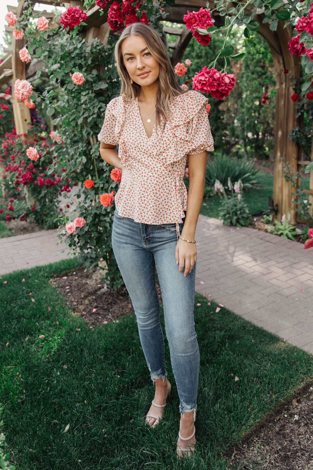Folksong Floral Top in Coral-Womens-Modish Lily, Tecumseh Michigan