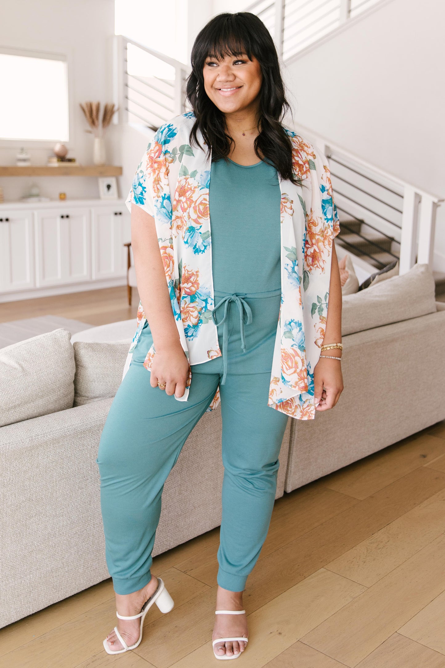 Wildflower Kimono in White-Womens-Modish Lily, Tecumseh Michigan