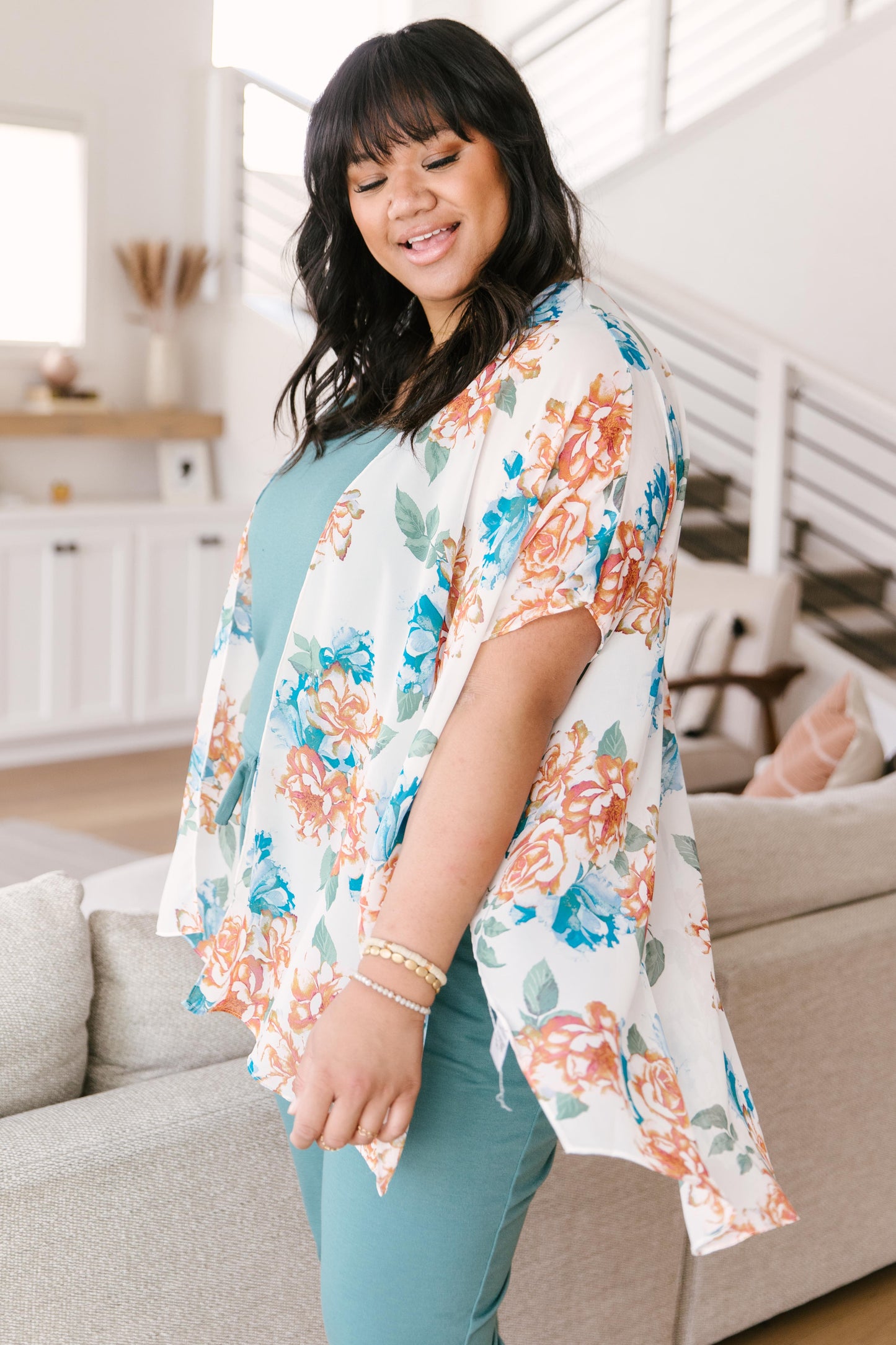 Wildflower Kimono in White-Womens-Modish Lily, Tecumseh Michigan
