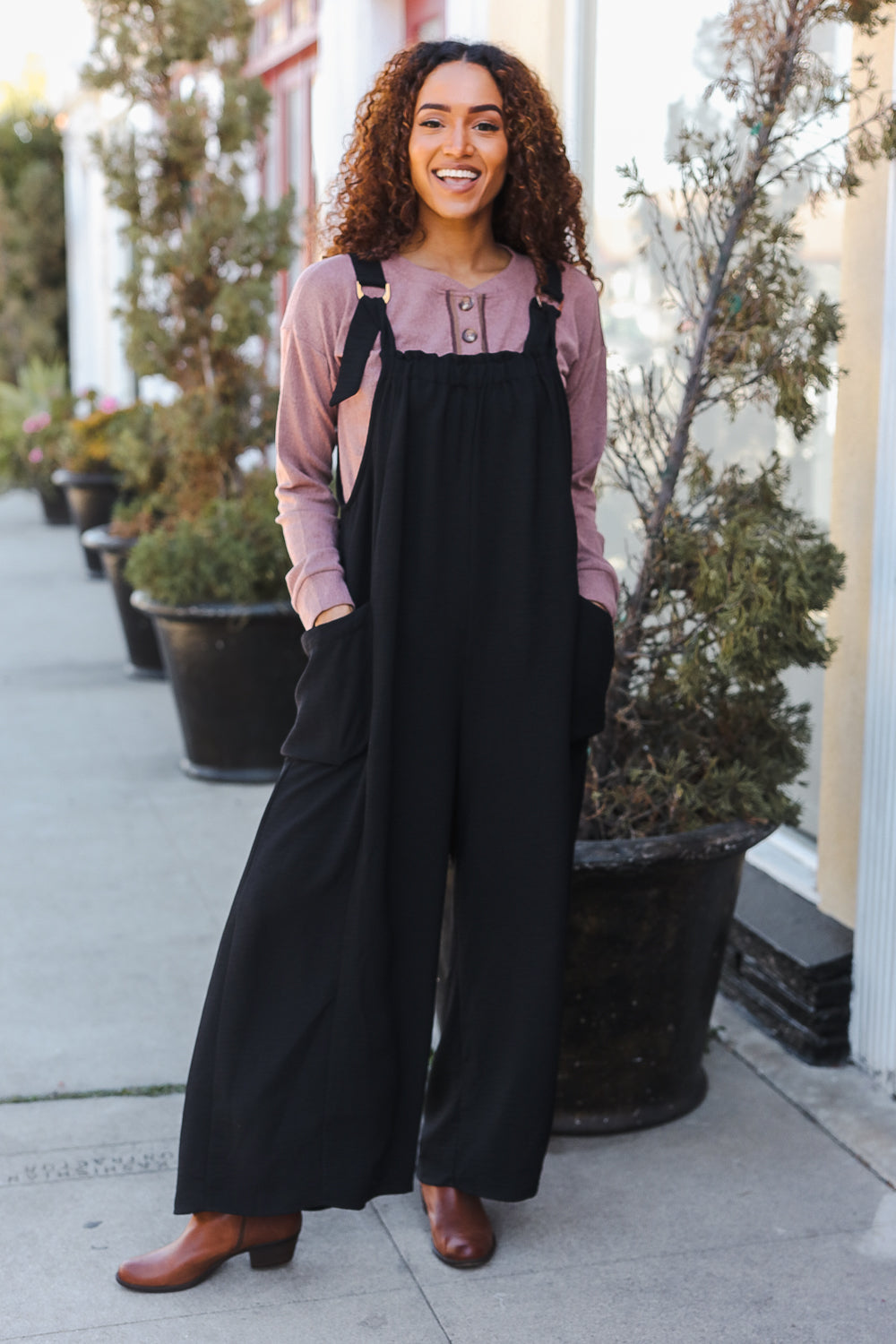 Feeing Joyful Black Wide Leg Adjustable Baggy Bib Jumpsuit-Modish Lily, Tecumseh Michigan