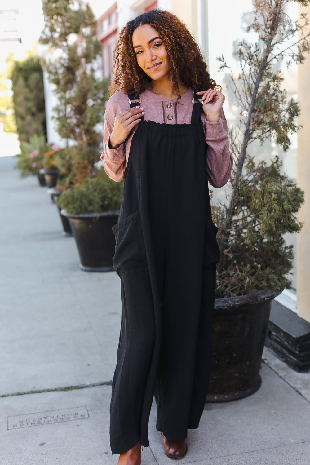 Feeing Joyful Black Wide Leg Adjustable Baggy Bib Jumpsuit-Modish Lily, Tecumseh Michigan