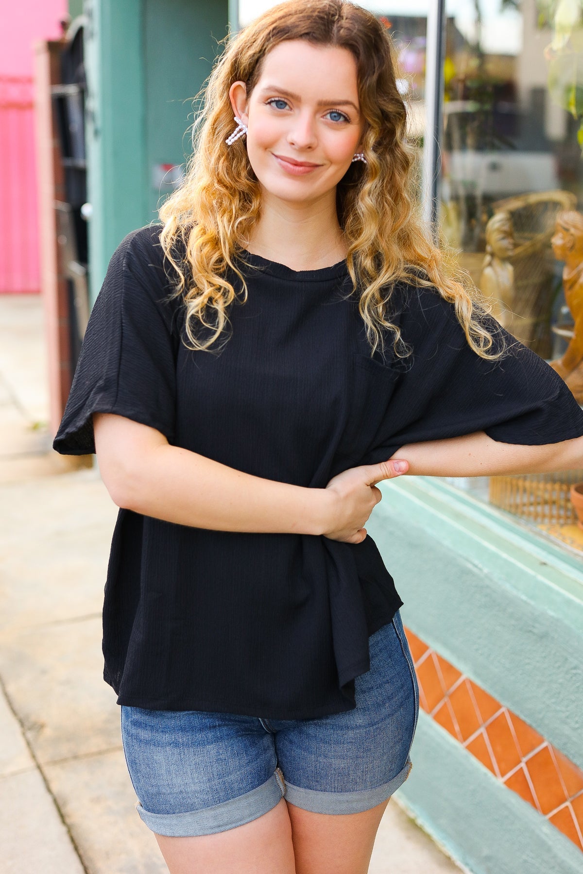 Be Bold Black Crinkle Texture Pocketed Dolman Top-Modish Lily, Tecumseh Michigan