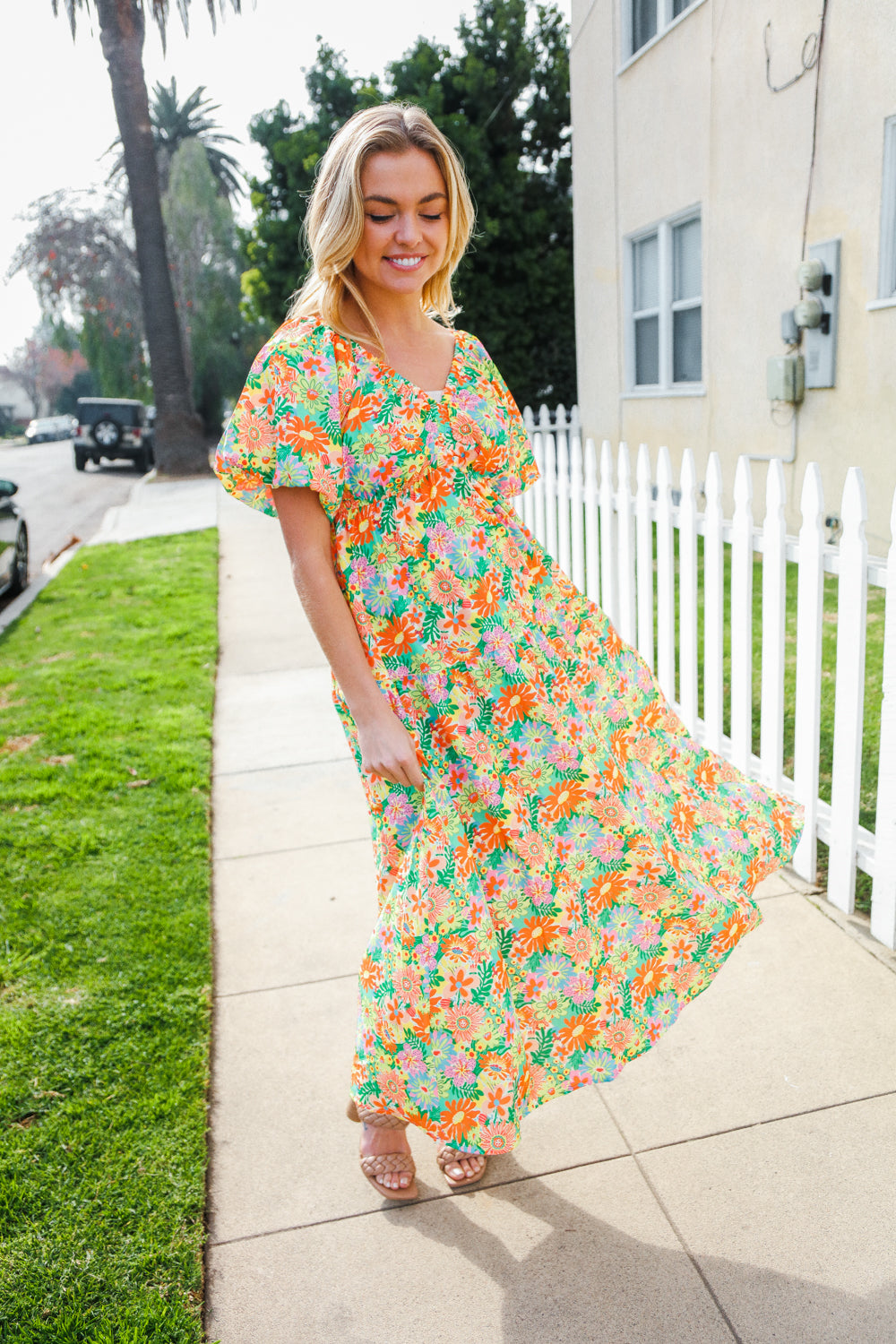 Hello Beautiful Sage Elastic V Neck Tiered Daisy Floral Maxi Dress-Modish Lily, Tecumseh Michigan