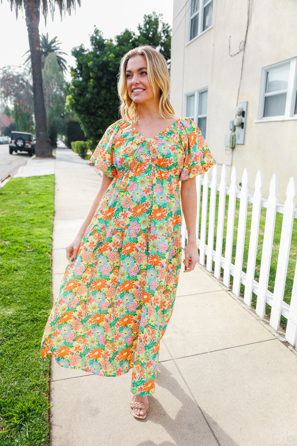 Hello Beautiful Sage Elastic V Neck Tiered Daisy Floral Maxi Dress-Modish Lily, Tecumseh Michigan