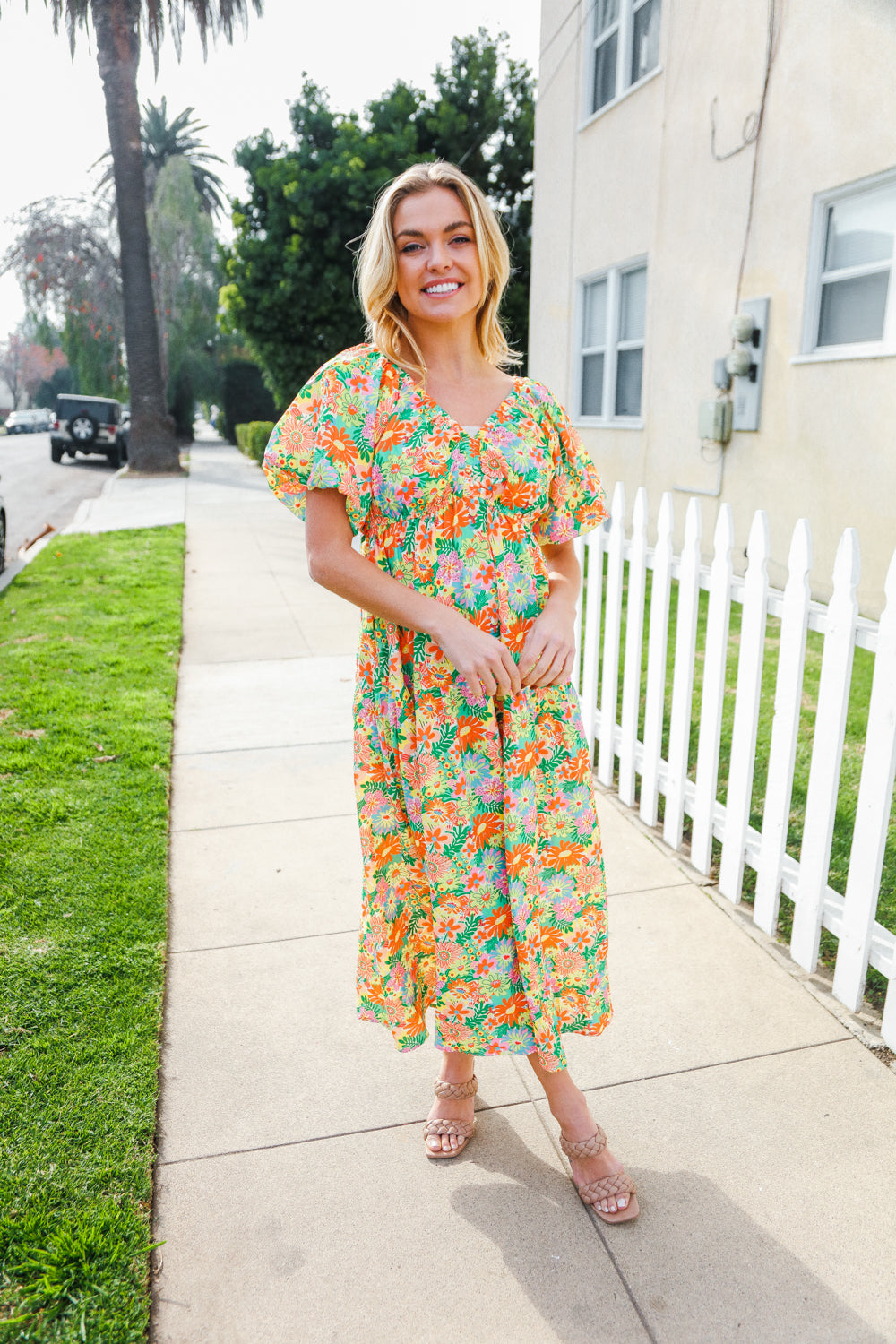 Hello Beautiful Sage Elastic V Neck Tiered Daisy Floral Maxi Dress-Modish Lily, Tecumseh Michigan