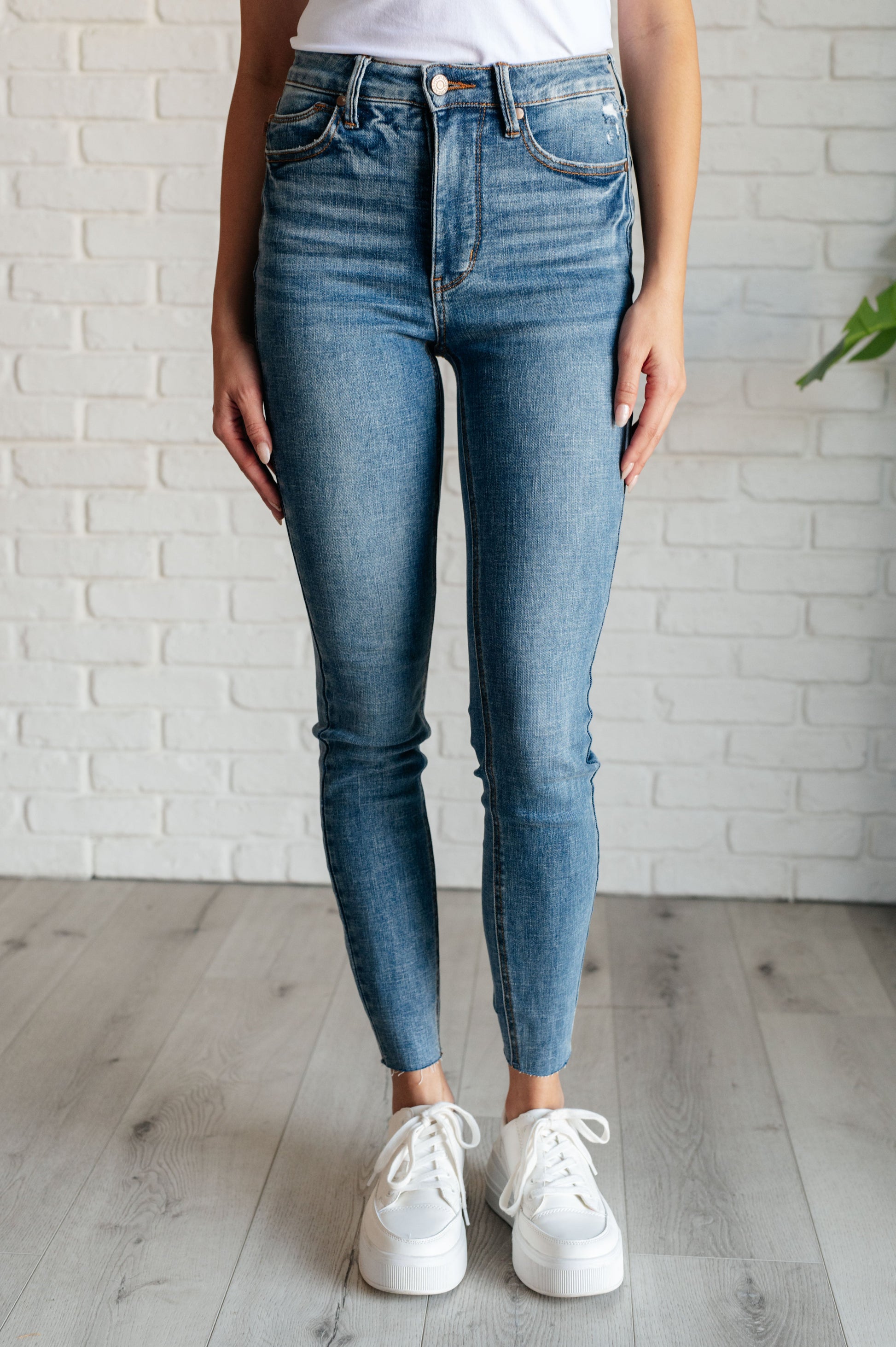 Nicole Tummy Control Skinny Jeans in Vintage Wash-Denim-Modish Lily, Tecumseh Michigan