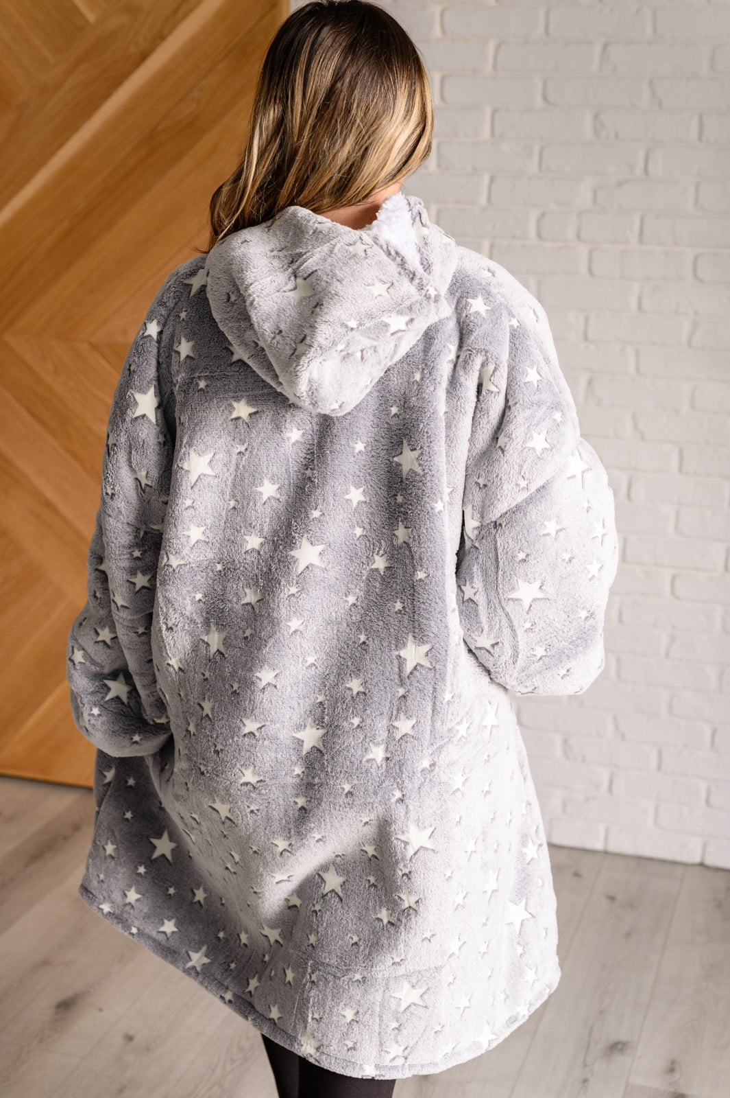 Oversized Blanket Hoodie in Grey Stars-Layers-Modish Lily, Tecumseh Michigan