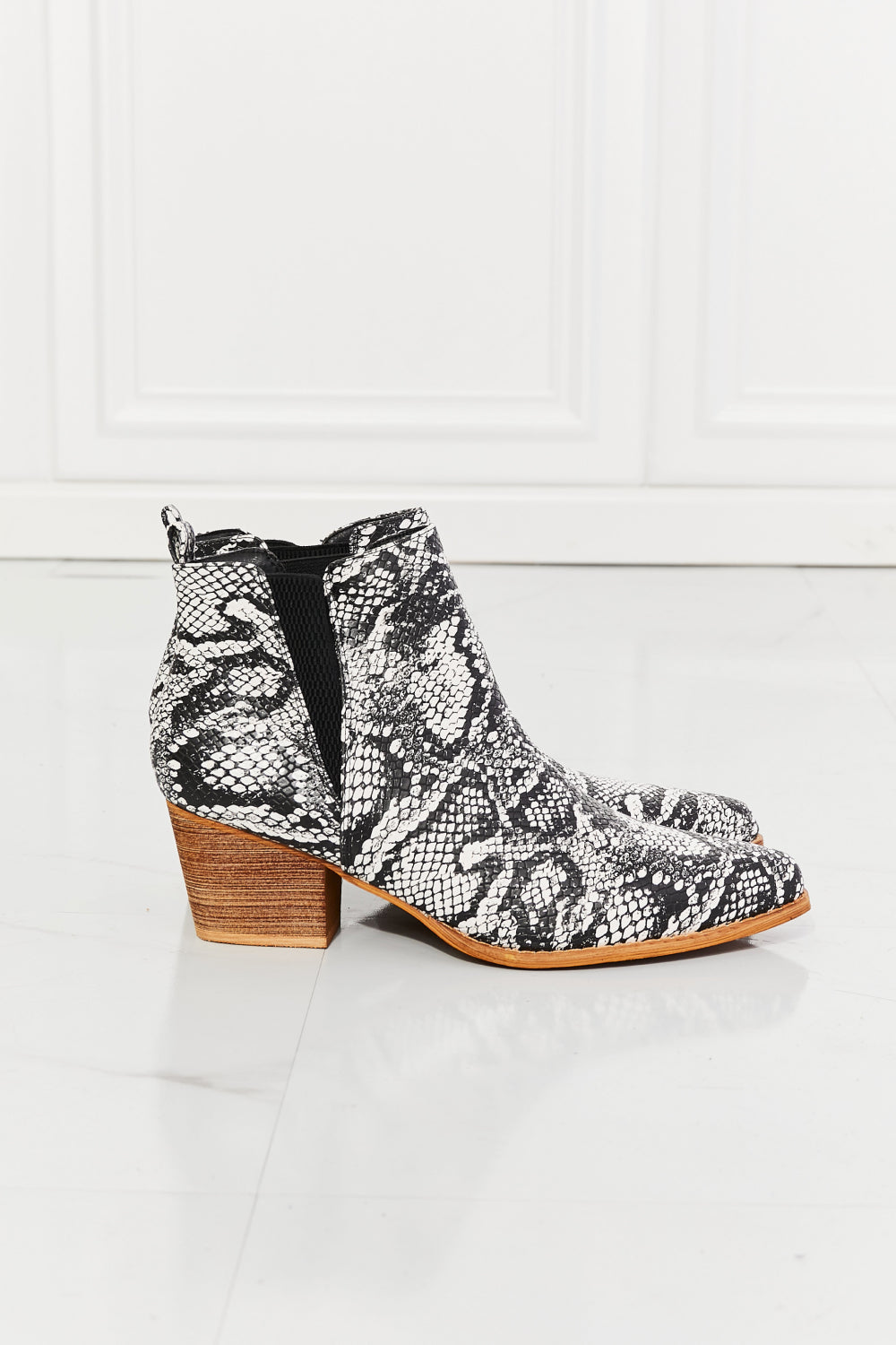 MMShoes Back At It Point Toe Bootie in Snakeskin-Modish Lily, Tecumseh Michigan