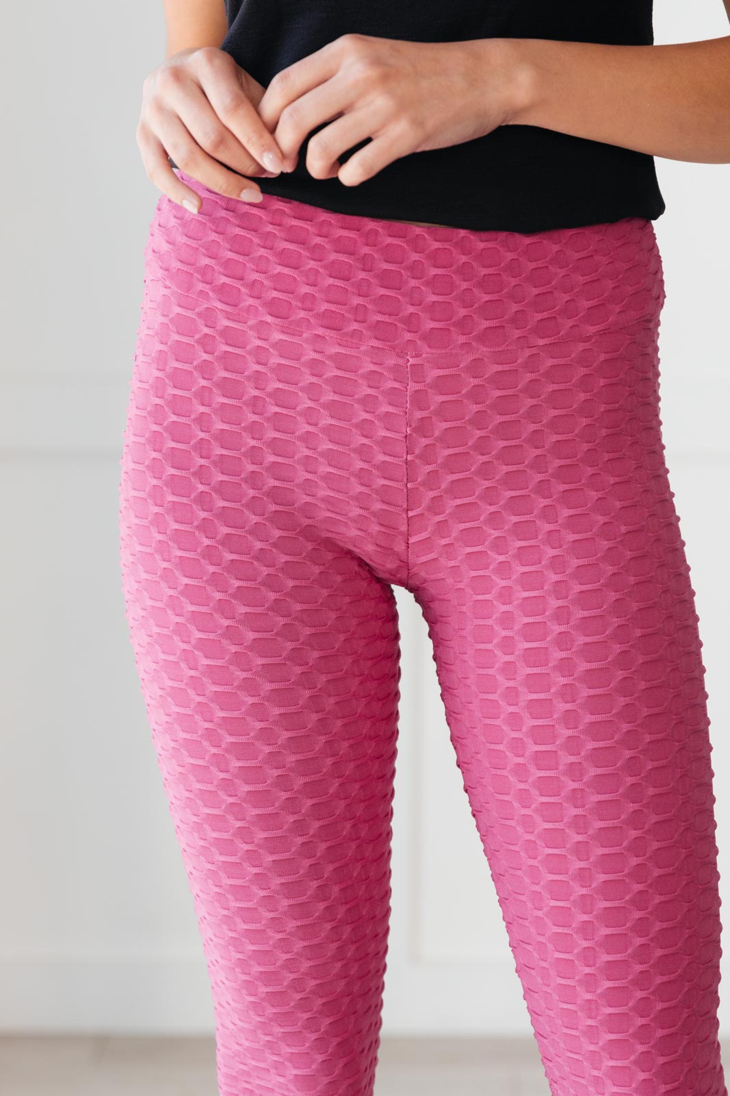 Seamlessly Cool Leggings in Pink-Womens-Modish Lily, Tecumseh Michigan
