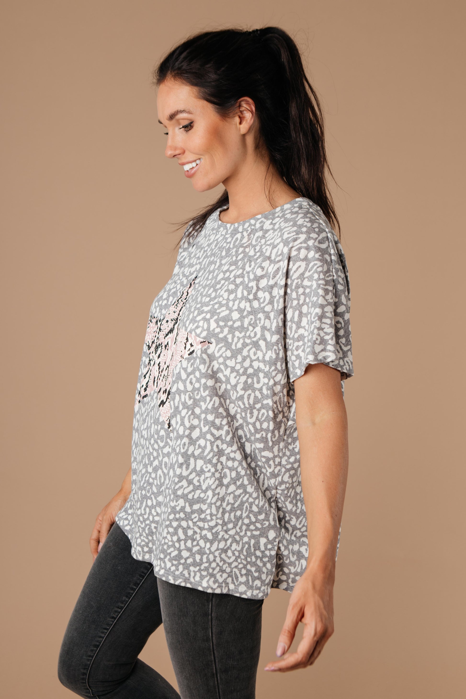 Star Of The Animal Show Top In Charcoal-Womens-Modish Lily, Tecumseh Michigan
