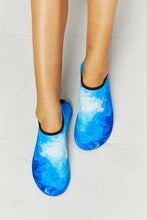 Load image into Gallery viewer, MMshoes On The Shore Water Shoes in Blue-Modish Lily, Tecumseh Michigan
