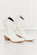 Load image into Gallery viewer, MMShoes Better in Texas Scrunch Cowboy Boots in White-Modish Lily, Tecumseh Michigan
